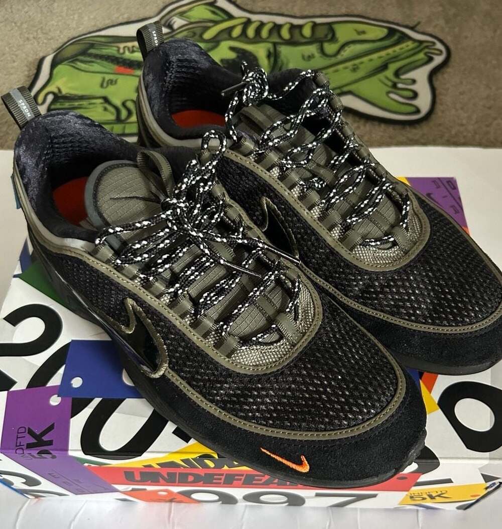 Nike Air Zoom Spiridon SP Undefeated Size 10.5